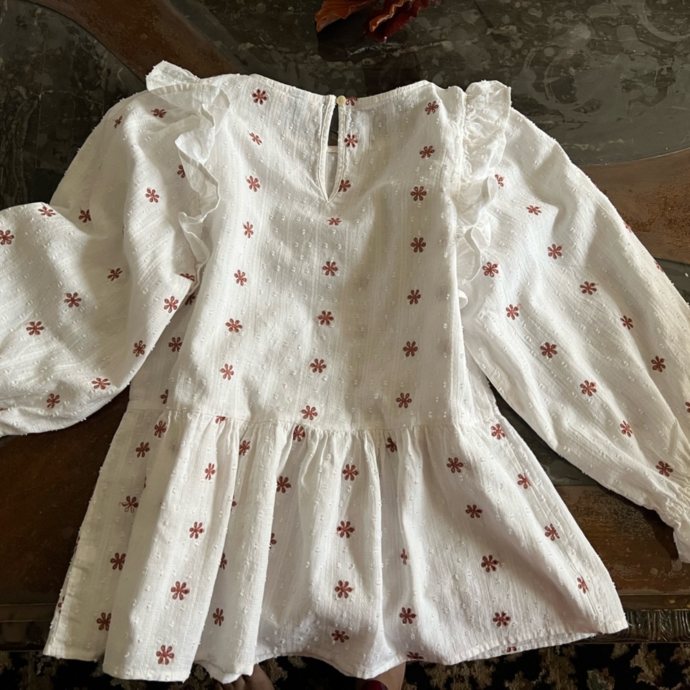 Universal Thread Blouse - image 4